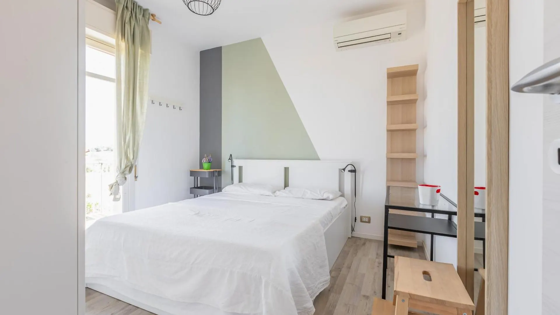 Brezza Di Mare - Marina Di Ragusa Apt With Parking Apartment